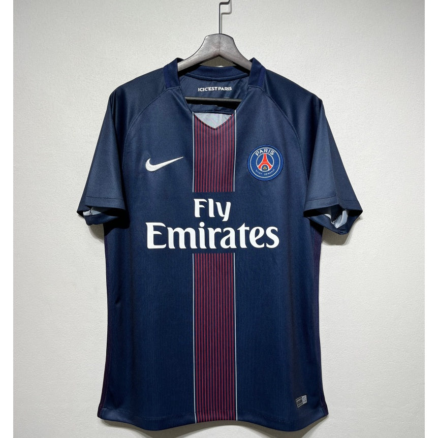 Maillot Rétro PSG Domicile 2016-2017 – Style Authentique du Club Parisien
