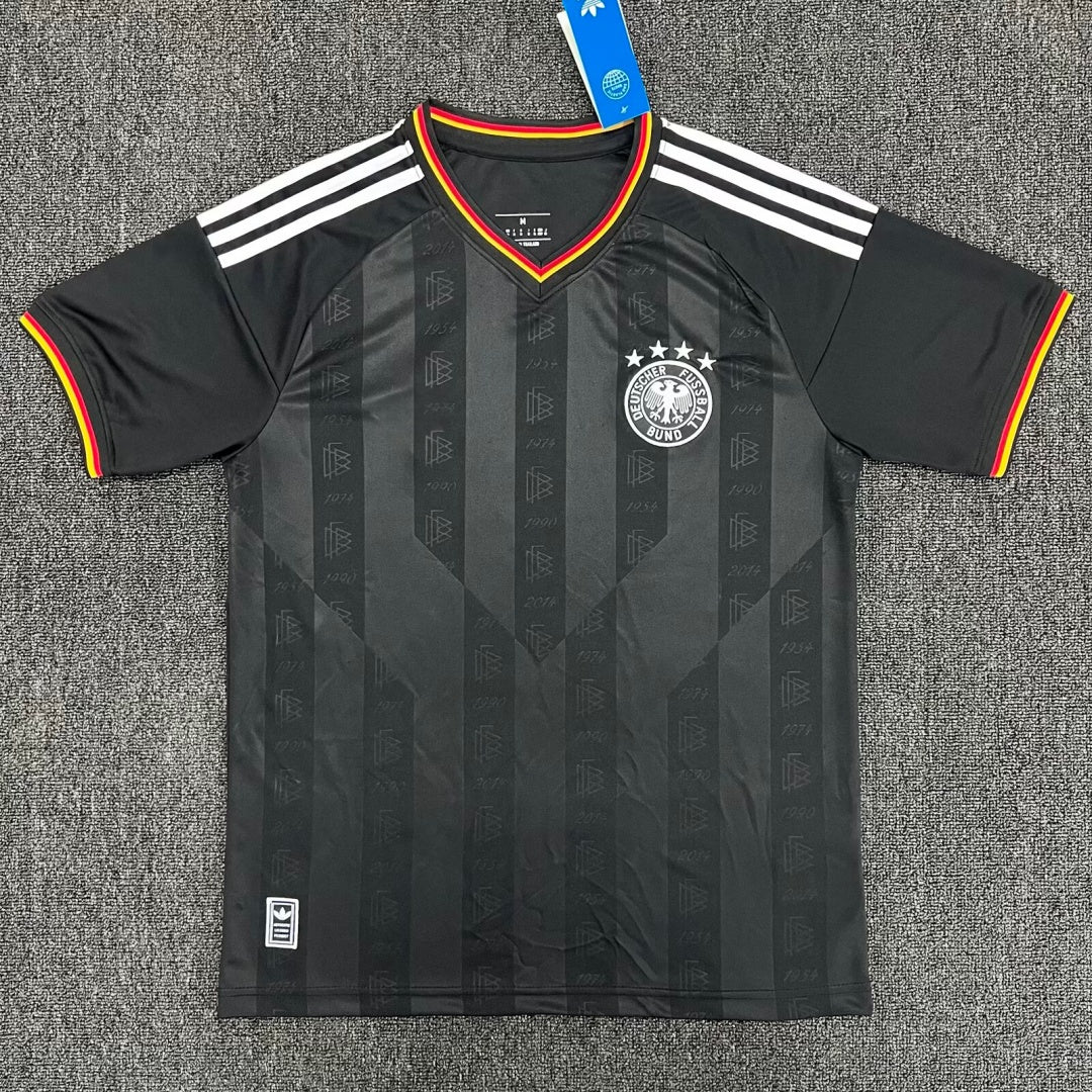 Maillot d’entraînement Allemagne 2026 – Noir