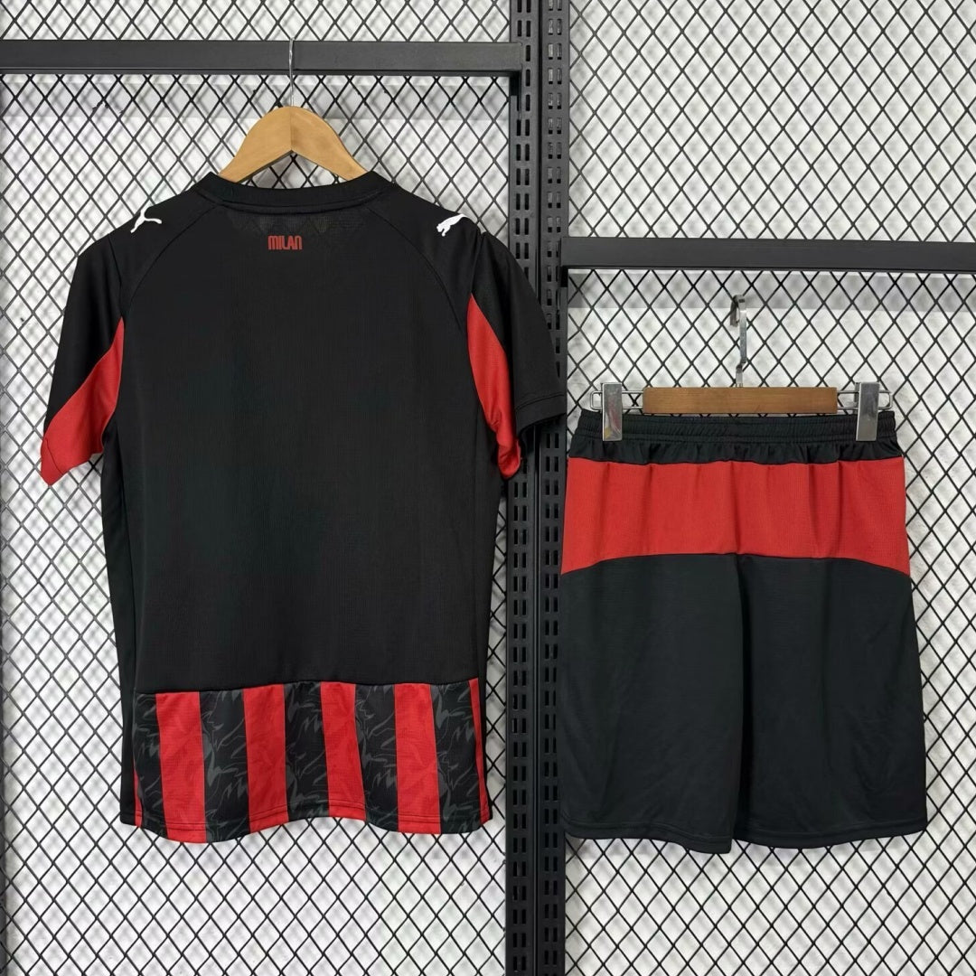 Ensemble Domicile Adulte AC Milan 2025/26