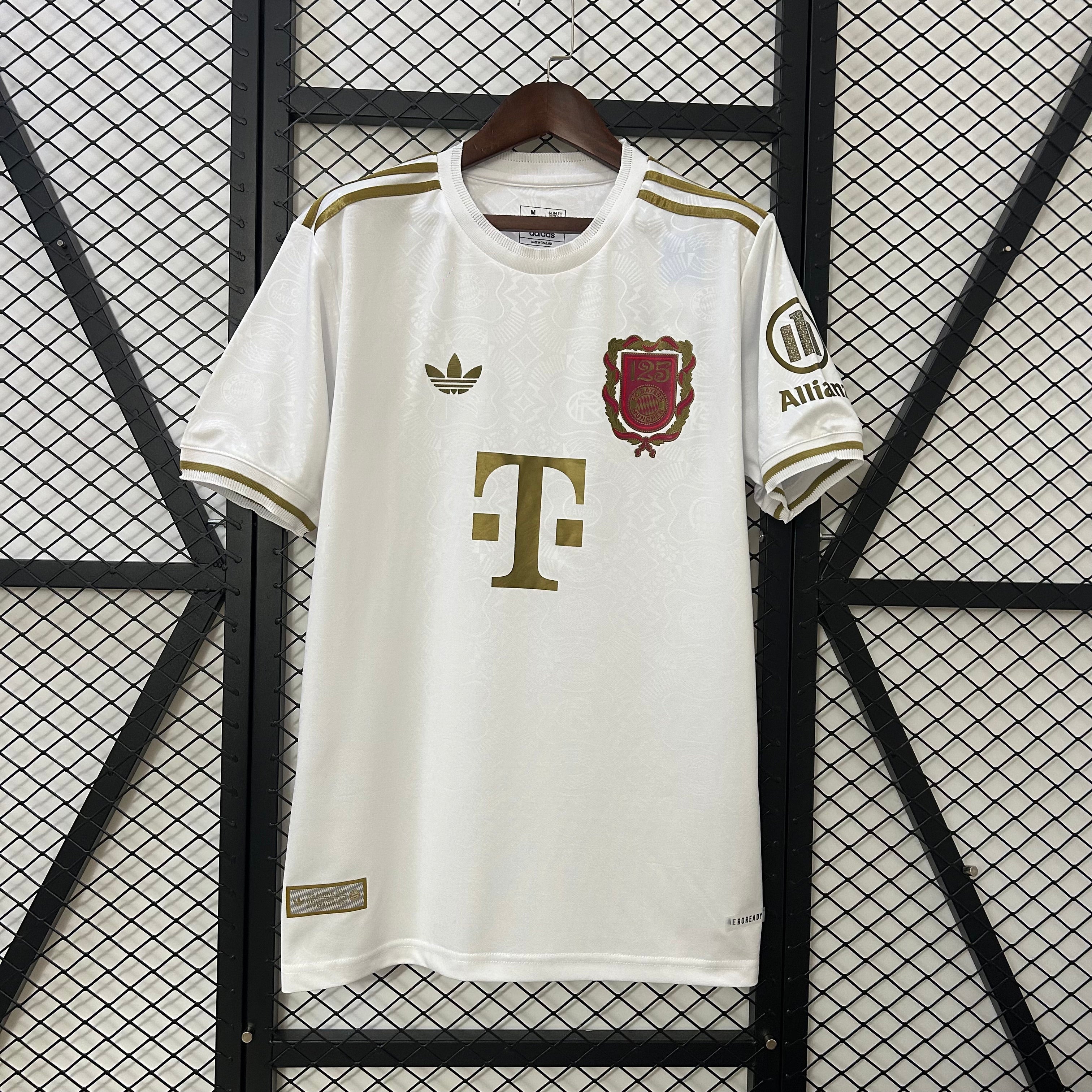 Maillot 24/25 Bayern Munich 125e