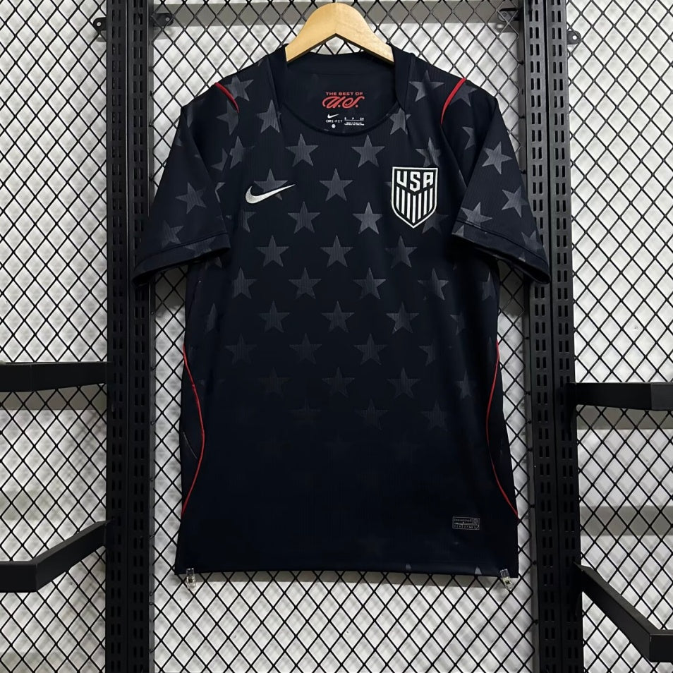 Maillot Extérieur USA 2026 – Design Officiel et Performance Sportive