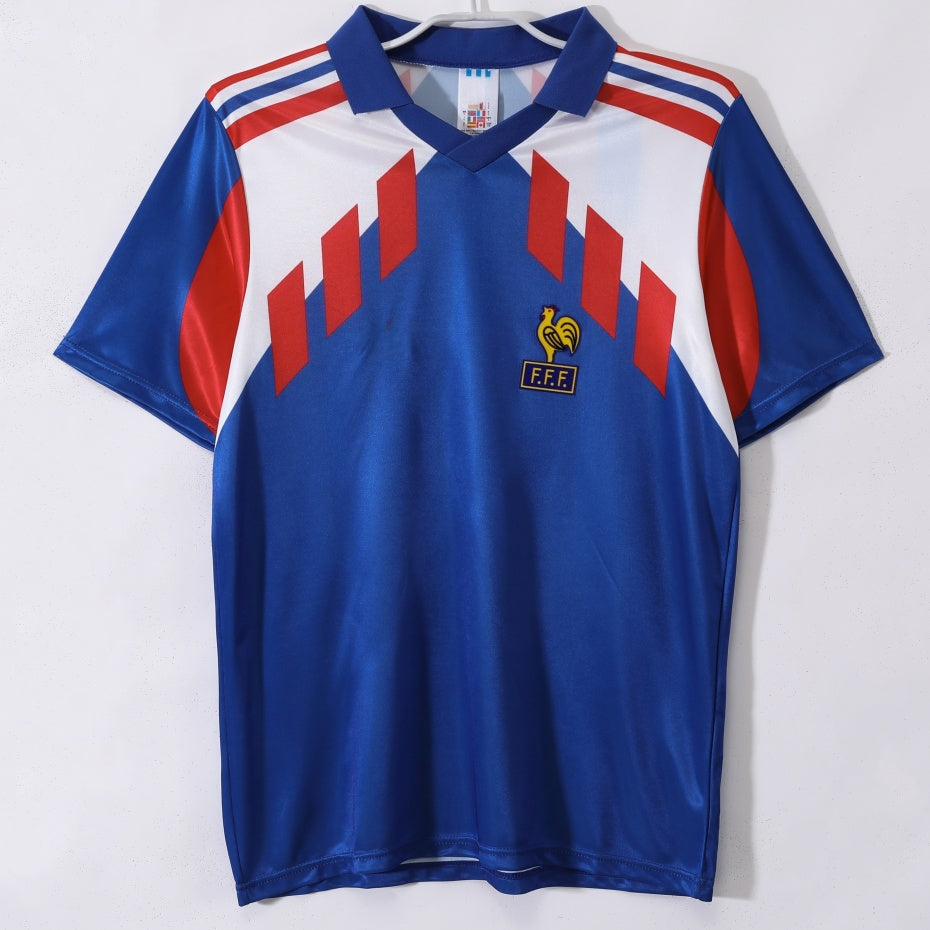 Maillot Rétro France Domicile 1990 – Style Légendaire de l’Équipe de France