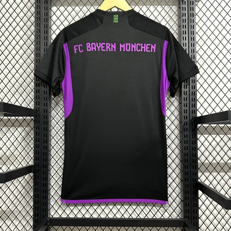 Maillot Extérieur Bayern Munich 2023-2024 – Design Officiel et Élégant