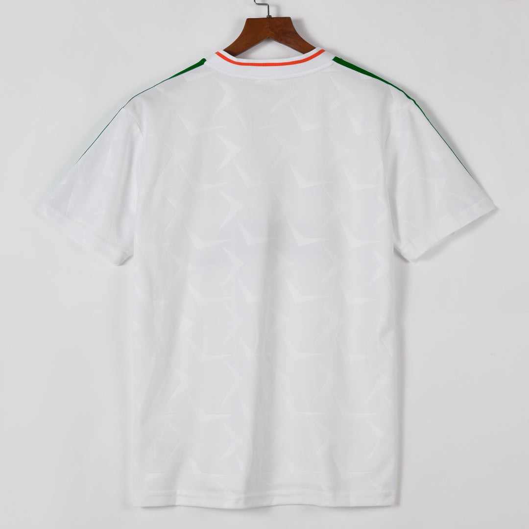 Maillot Extérieur Rétro de l’Irlande 1990-1992