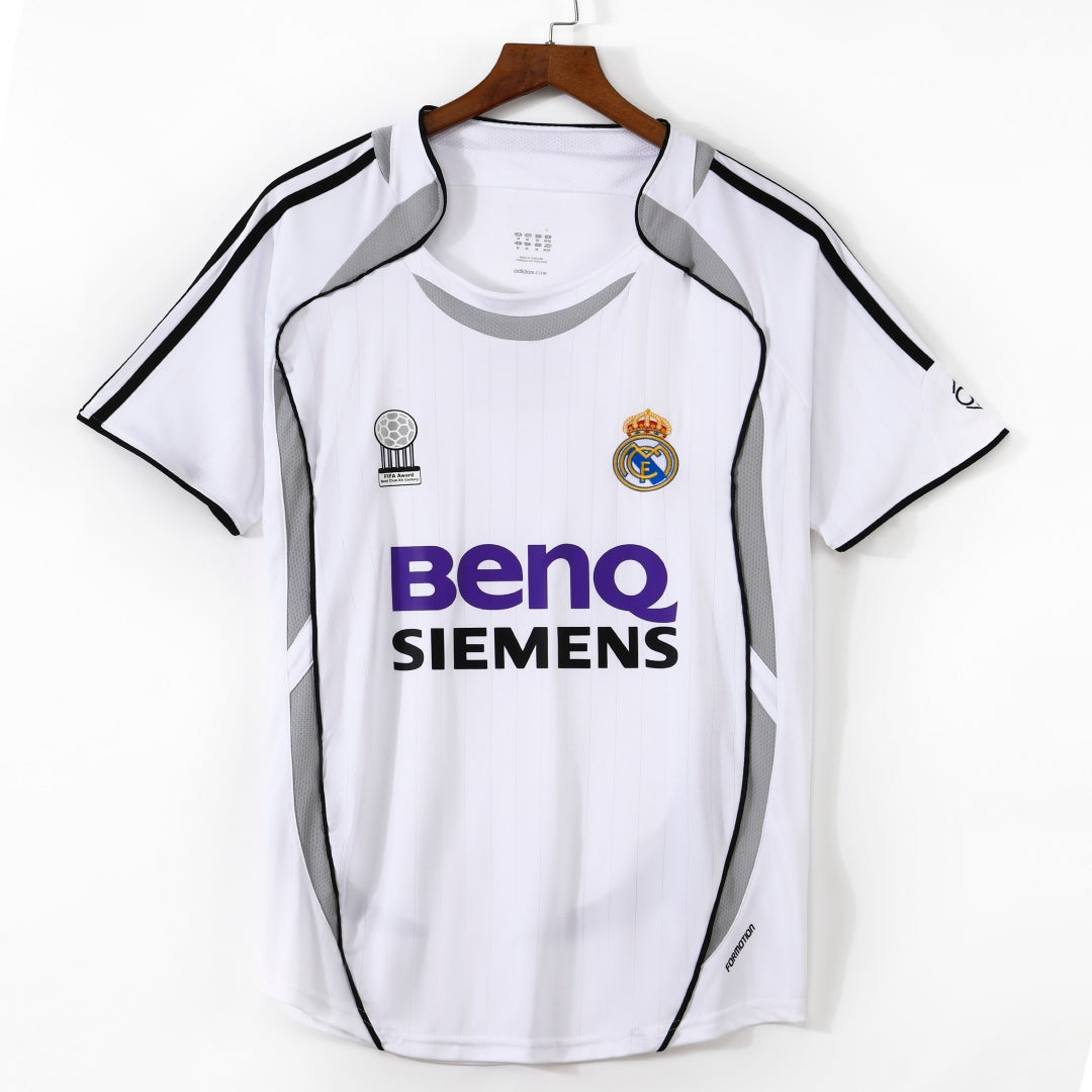 Maillot Domicile Rétro du Real Madrid 2006-2007