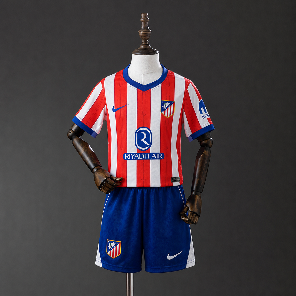 Tenue domicile enfant de l’Atlético de Madrid 2026/27
