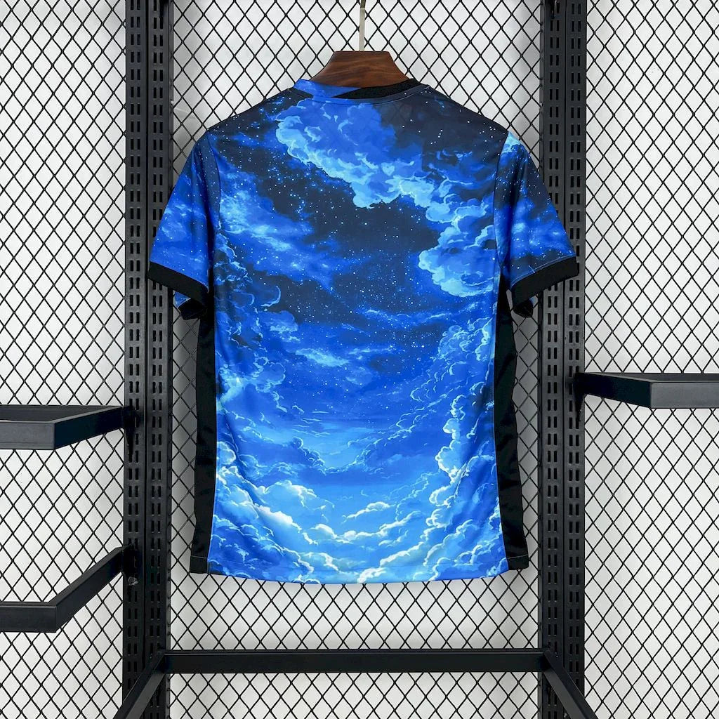 Maillot 25/26 PSG Édition Bleu Nuages Concept