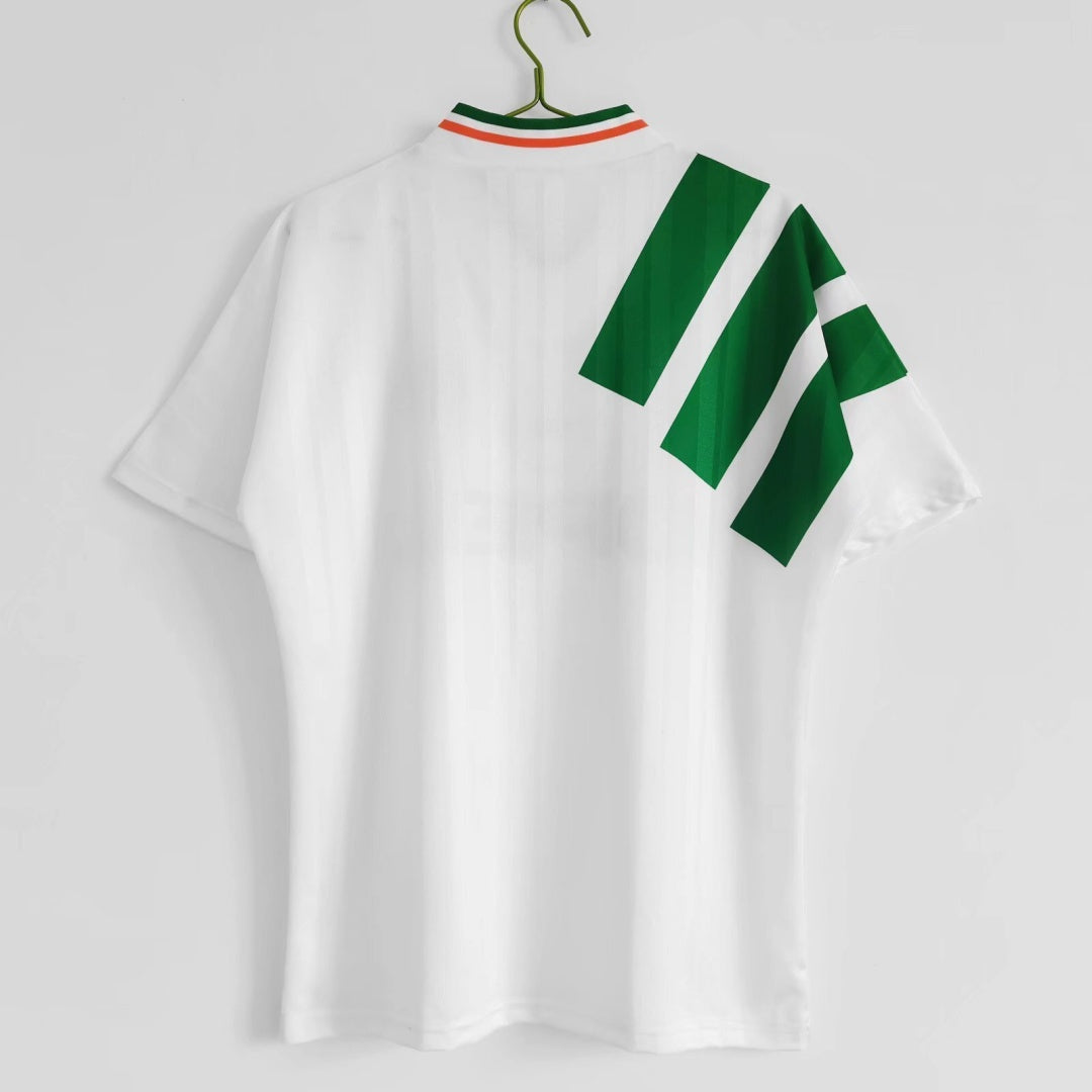 Maillot Extérieur Rétro de l’Irlande 1992-1994