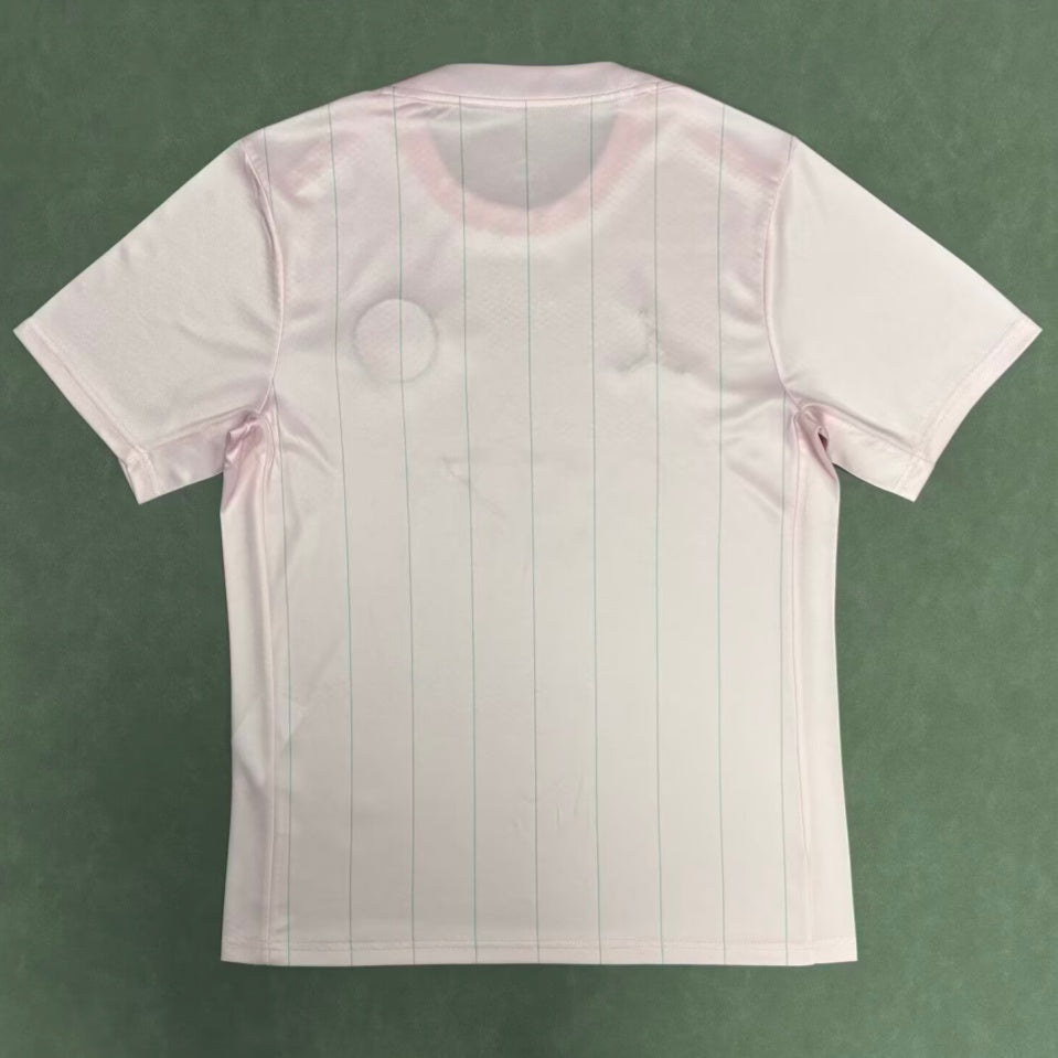 Maillot PSG 2025/26 Édition Spéciale Rose – Modèle A