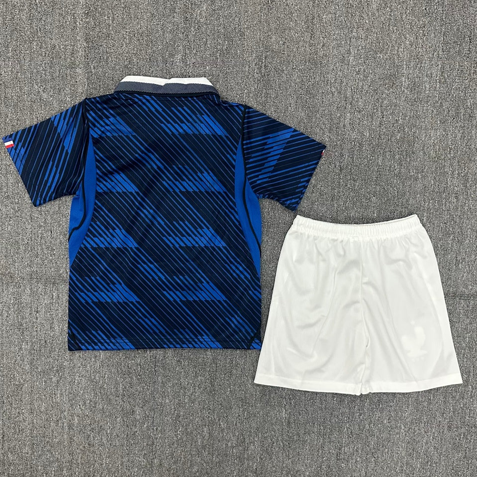 Ensemble Enfant France Domicile 2025/2026 – Maillot et Short Officiels
