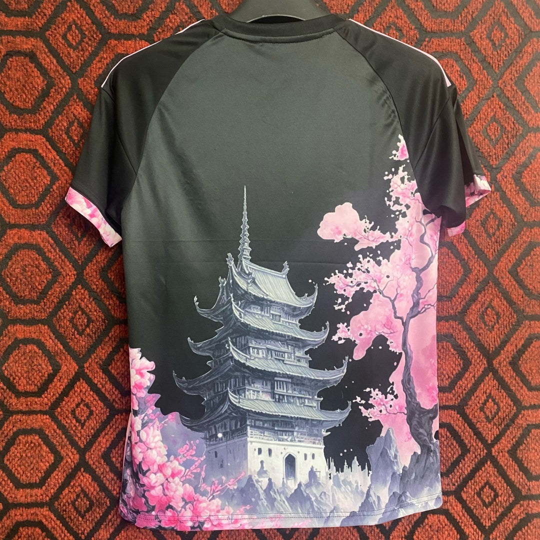 Maillot Japon 2025/26 – Édition Spéciale Dragon Rose