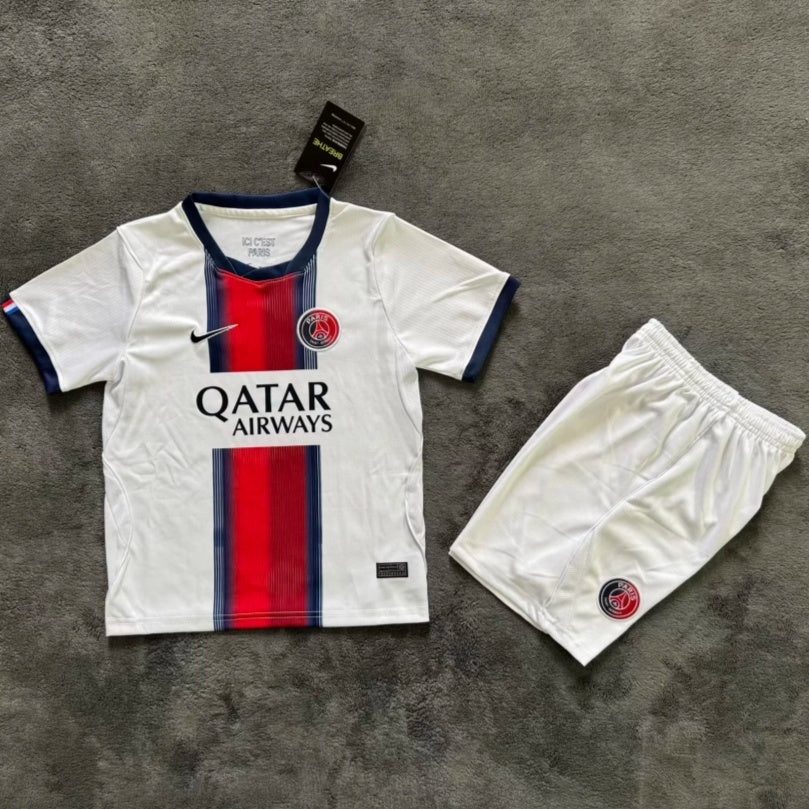 Ensemble Enfant PSG Extérieur 2026/2027 – Tenue Officielle du Paris Saint-Germain