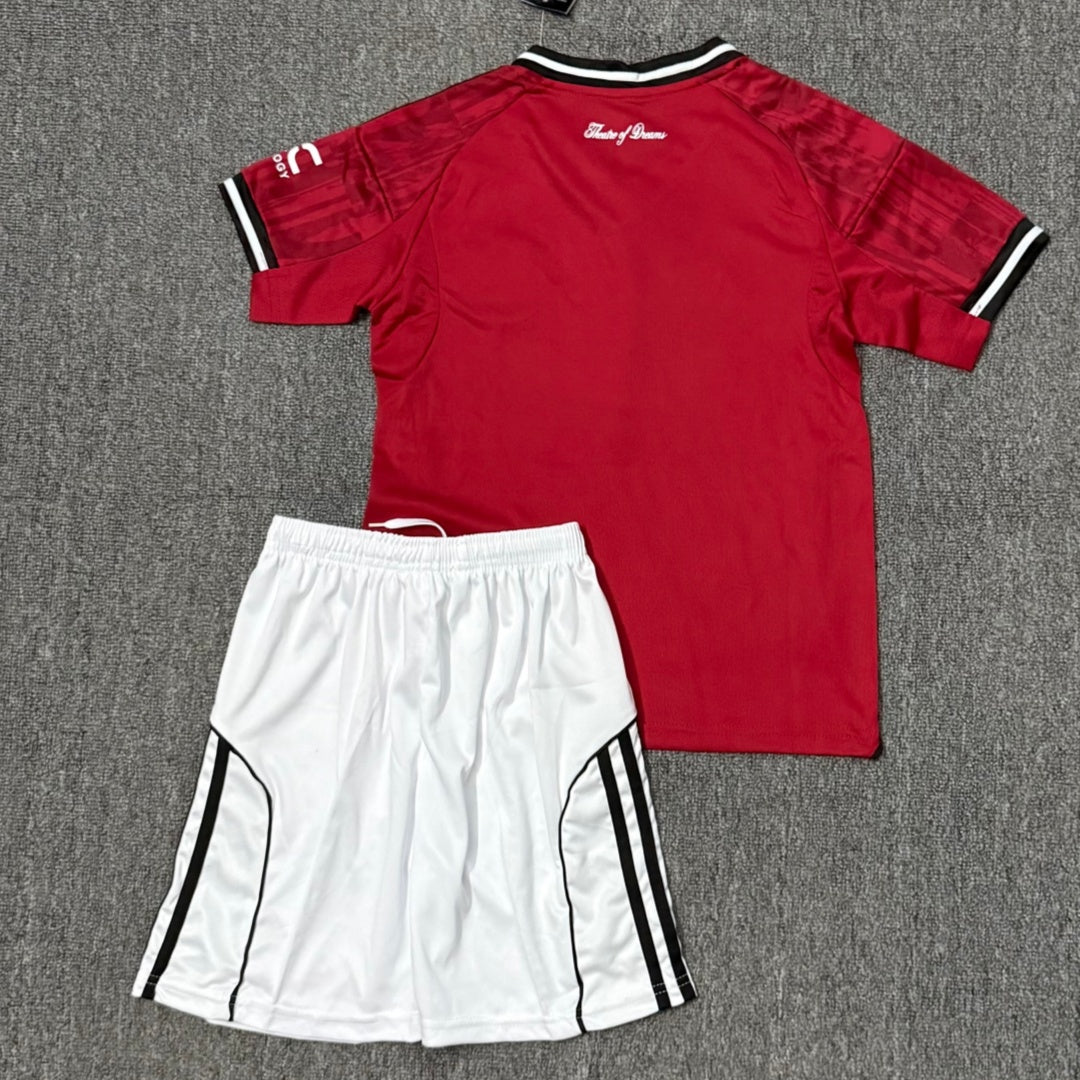 Ensemble Enfant Manchester United Domicile 2025/2026 – Tenue Officielle Complète