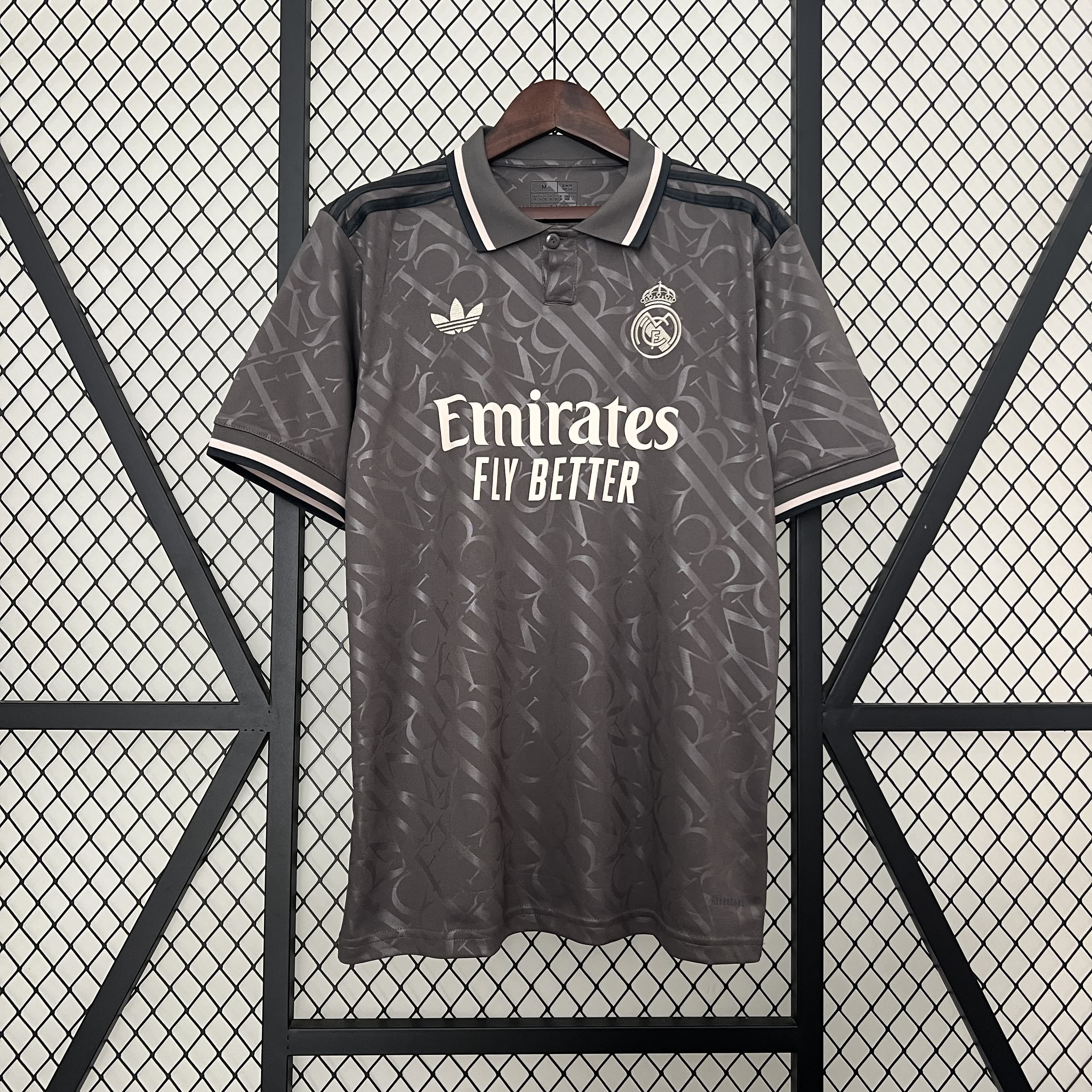 Maillot 24/25 Real Madrid Away