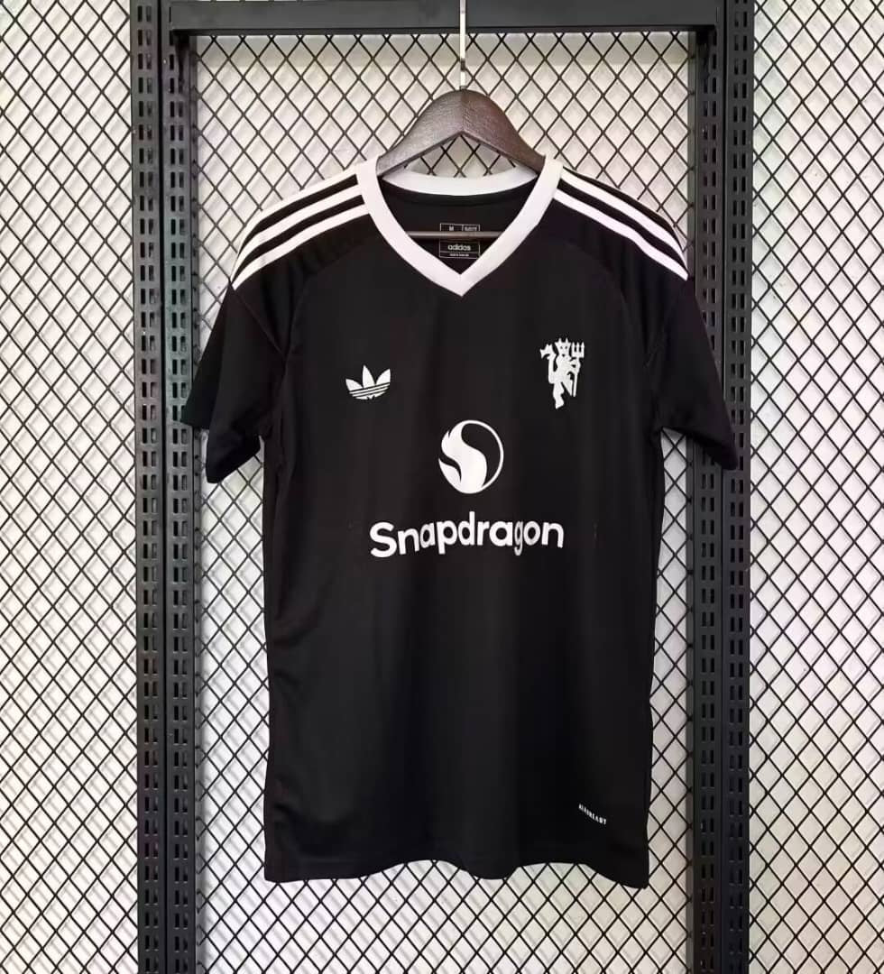 Maillot 24/25 Manchester United Noir
