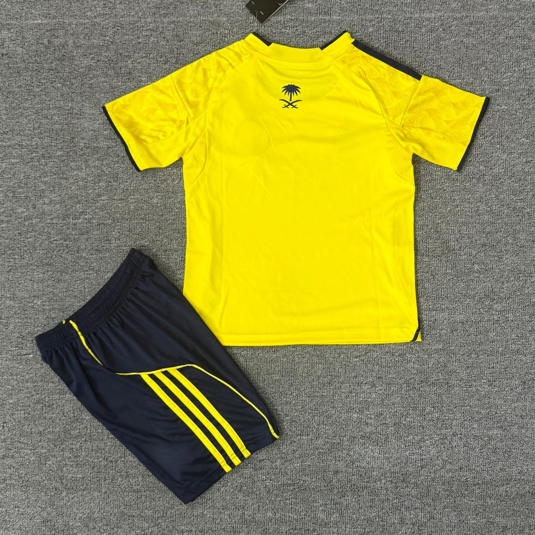 Ensemble Enfant Al-Nassr Domicile 2025/26 – Maillot et Short Officiels