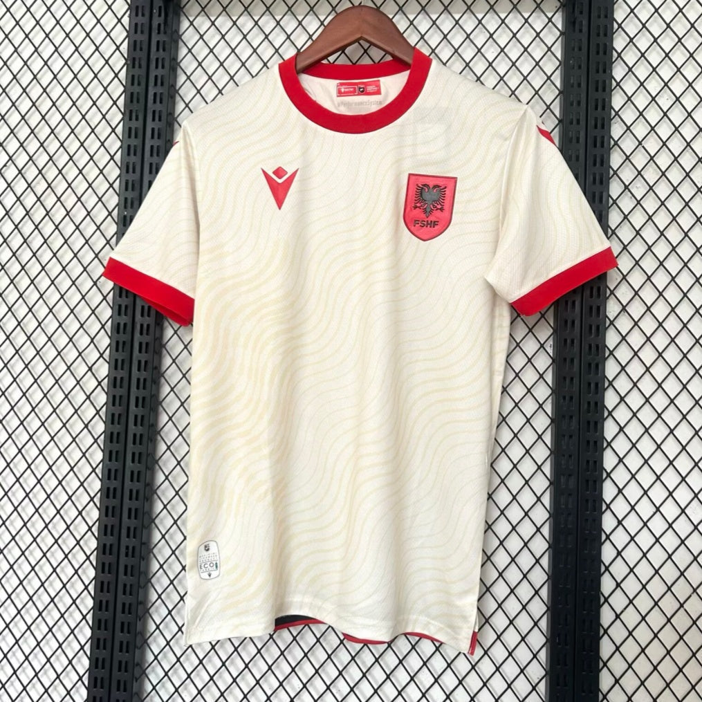 Maillot Extérieur de l’Albanie 2026 – Design Officiel et Élégant