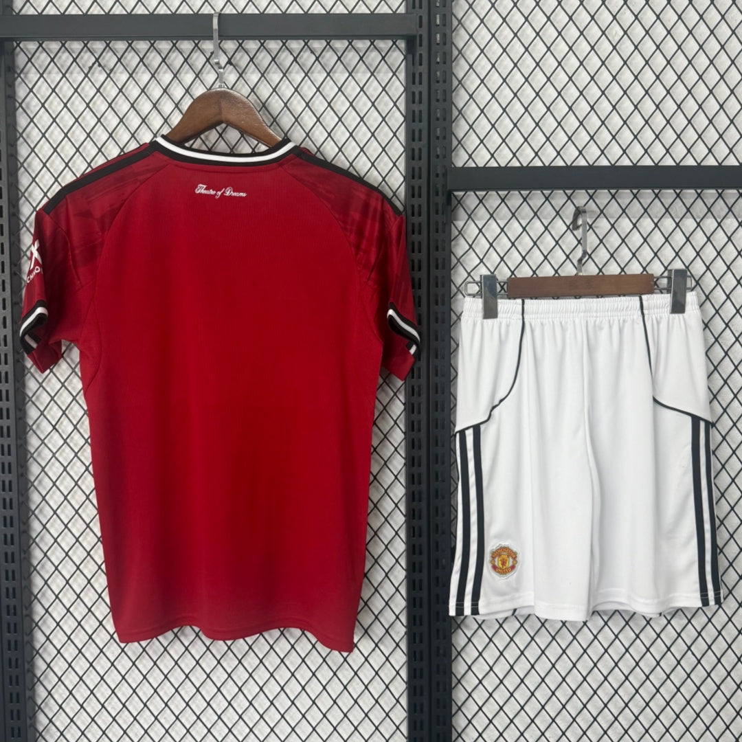 Ensemble Domicile Adulte Manchester United 2025/26 – Maillot Officiel os?
