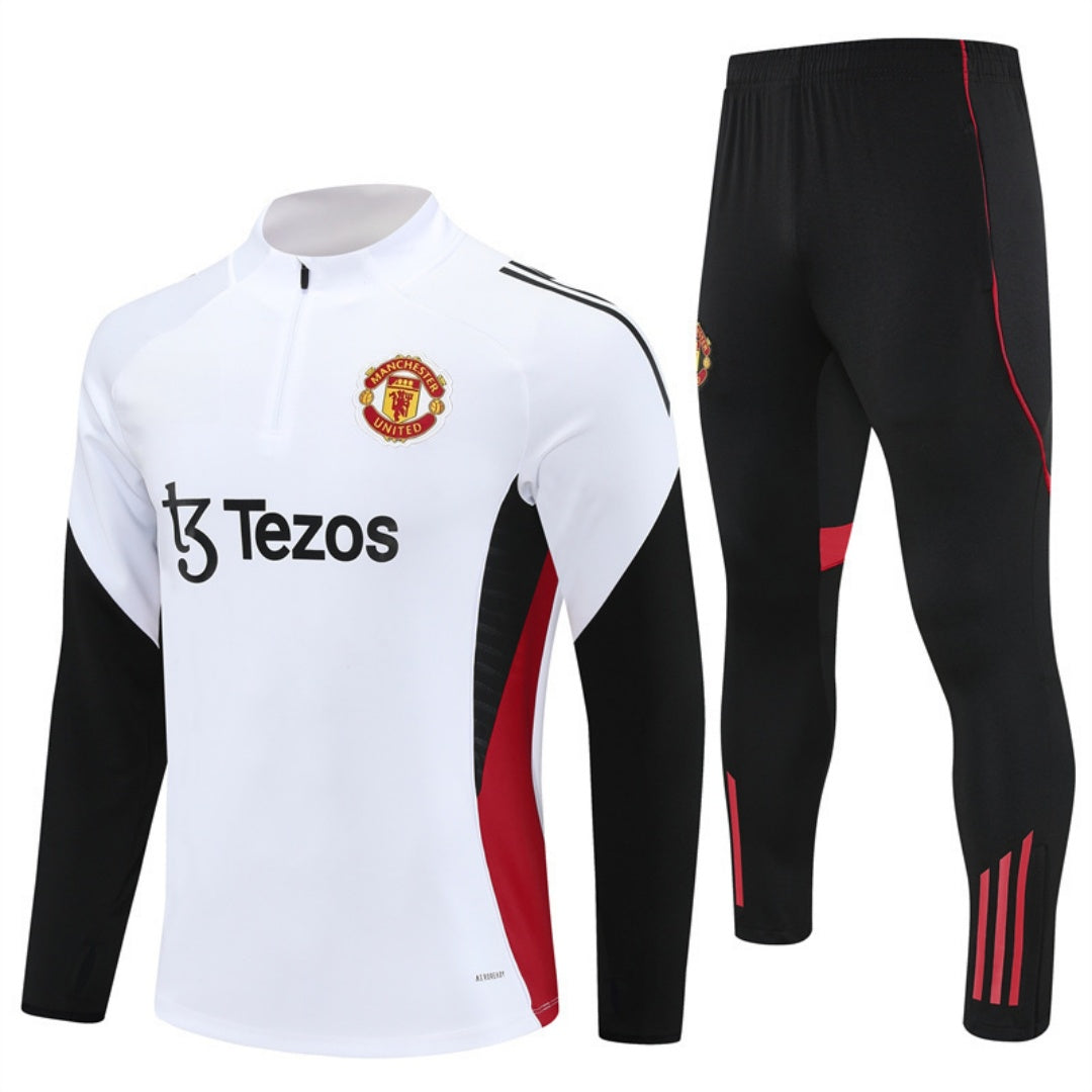 Manchester United 2025/26 White Ensemble