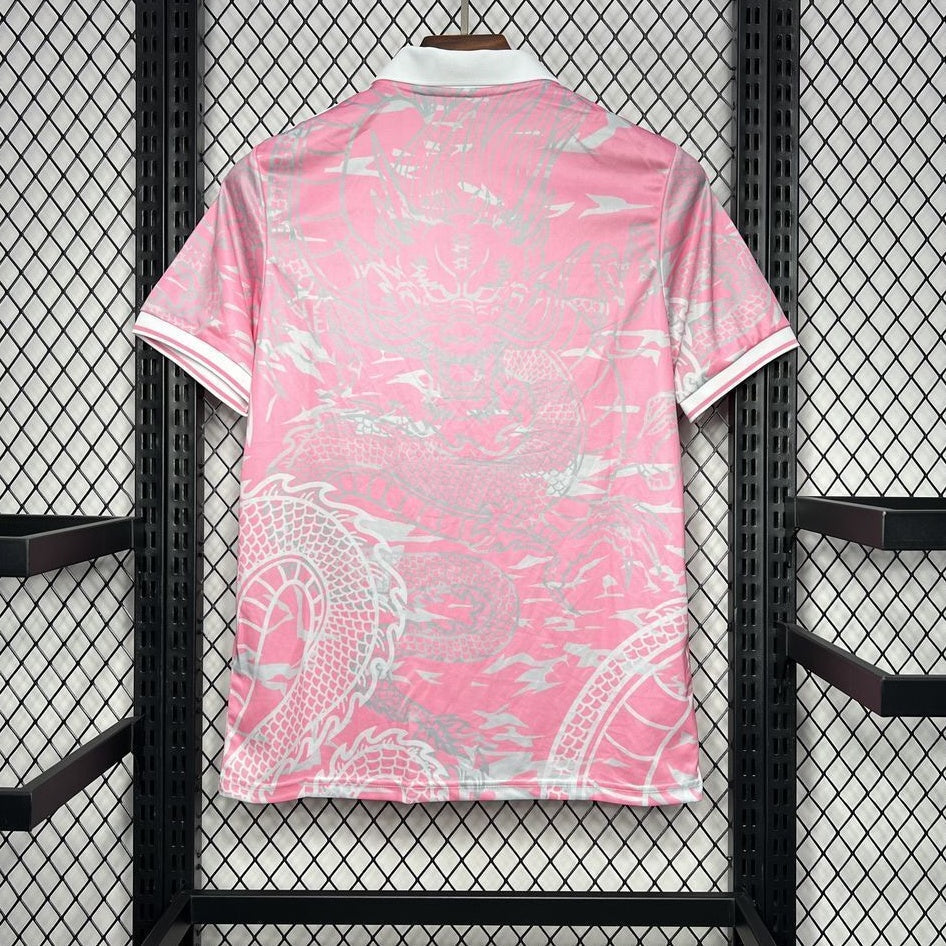 Maillot Polo Spécial Real Madrid 2025/26 – Édition Rose