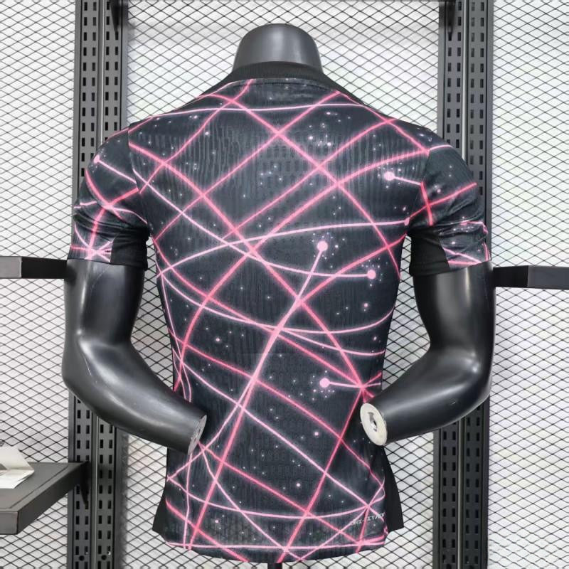 Maillot Player 25/26 PSG Édition Pink Laser Concept