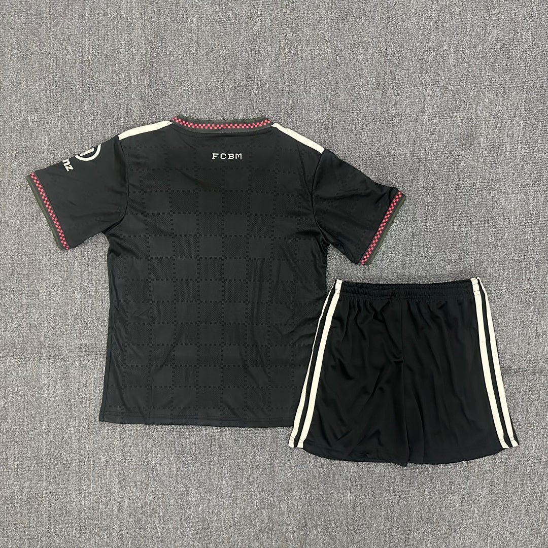 Ensemble Enfant Bayern Munich Extérieur 2025/2026