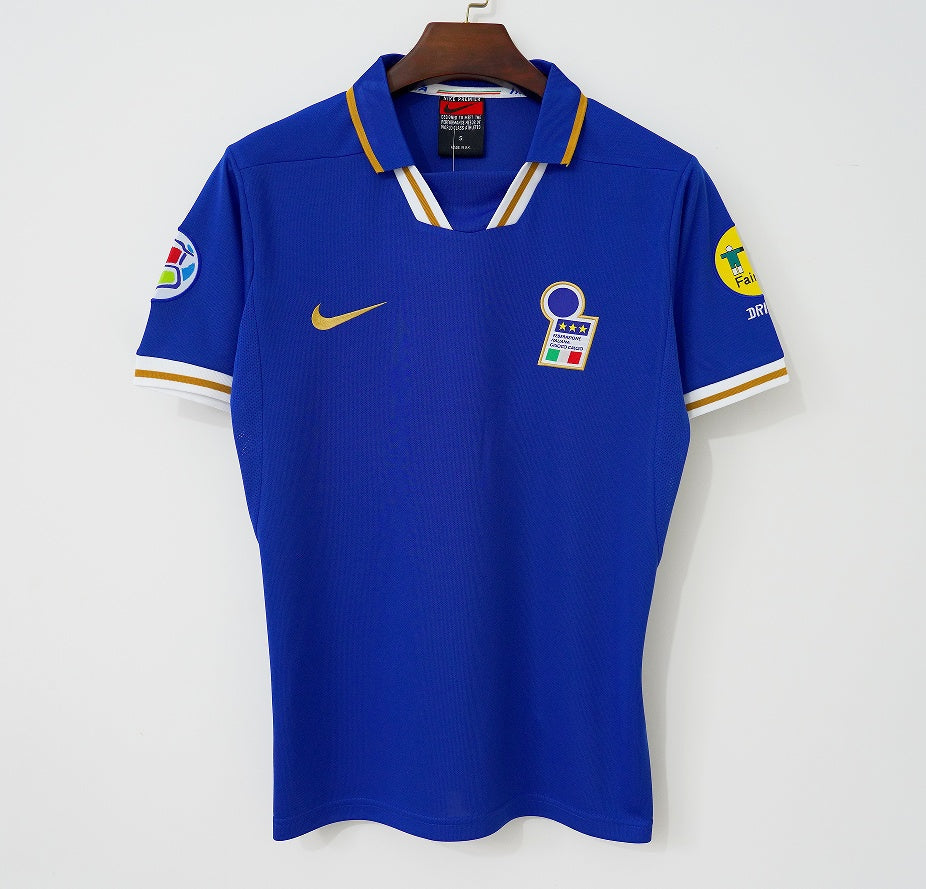 Maillot Italie Domicile 1996 – Modèle Rétro Iconique