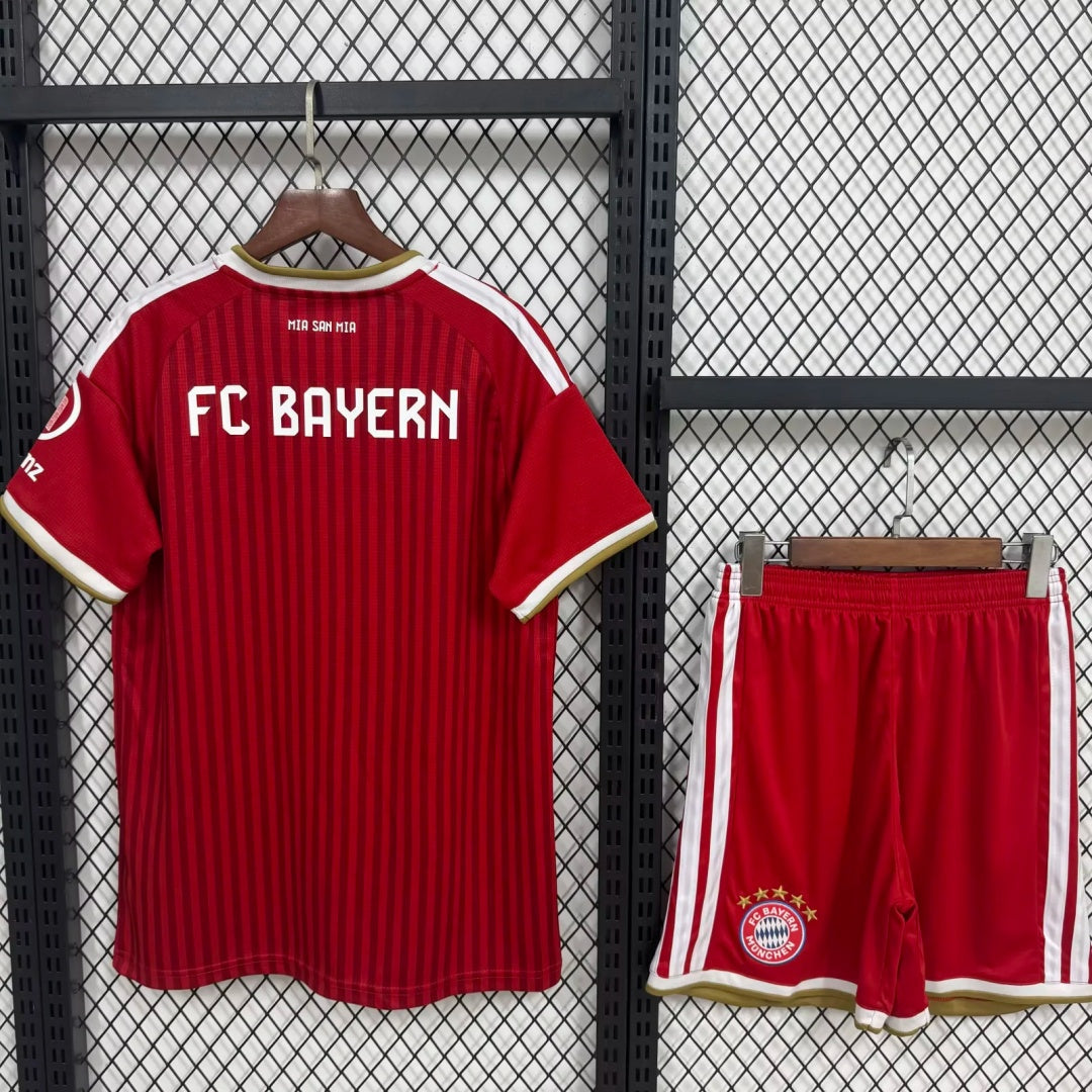 Ensemble Domicile Adulte Bayern Munich – Saison 2026/27