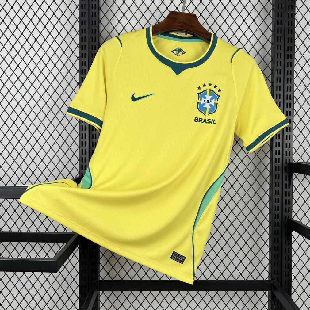 Maillot Brésil Domicile 2026 – Design Officiel et Élégant