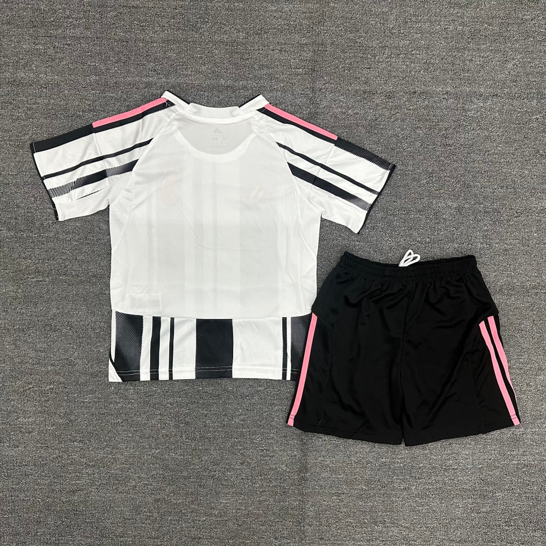 Ensemble Enfant Juventus Domicile 2025/2026