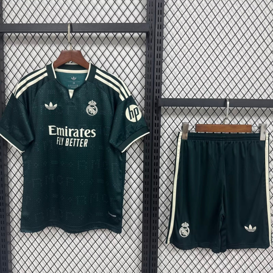 Ensemble extérieur adulte du Real Madrid 2026/2027