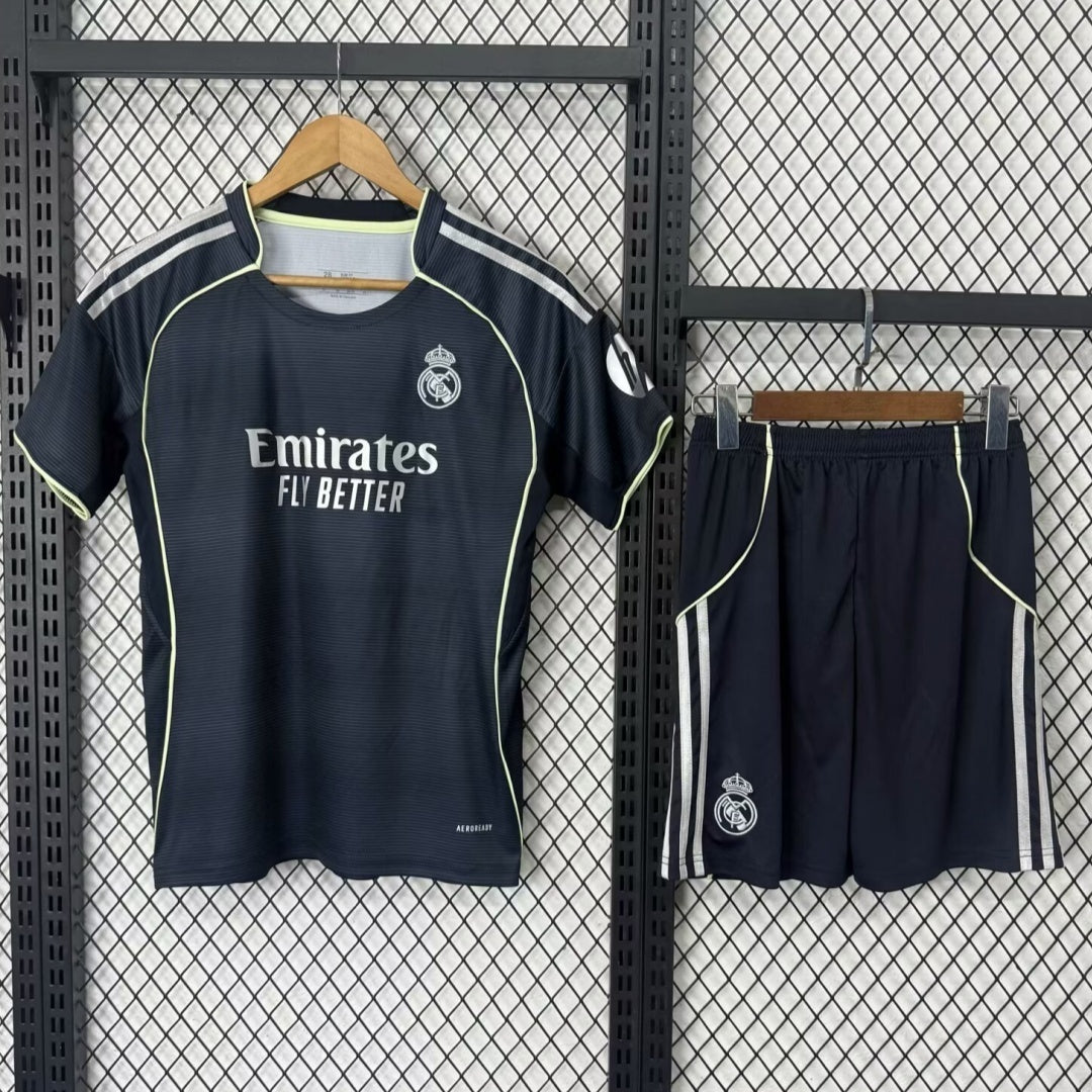 Ensemble Extérieur Real Madrid 2025/2026 pour Adulte