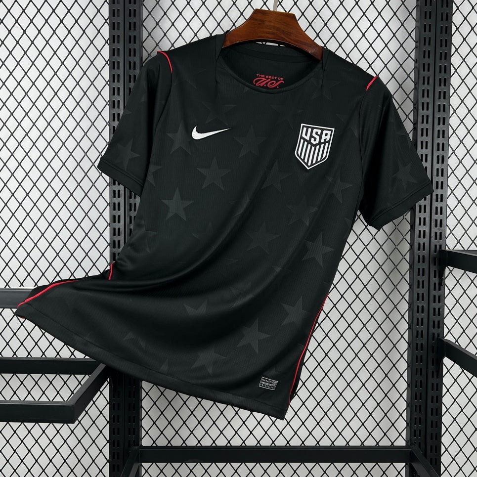 Maillot Extérieur USA 2026 – Design Officiel et Performance Sportive