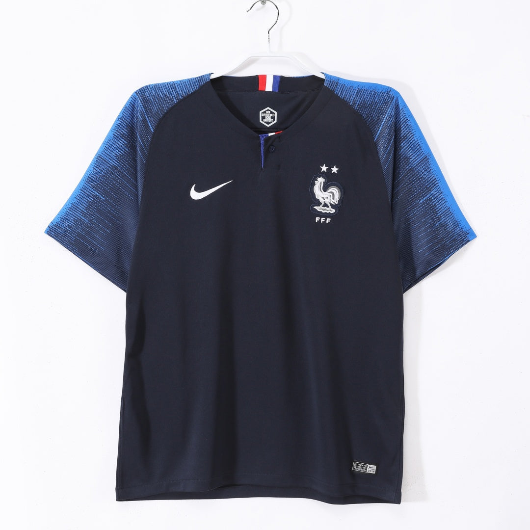 Maillot Rétro France Domicile 2018 – Style Iconique des Bleus