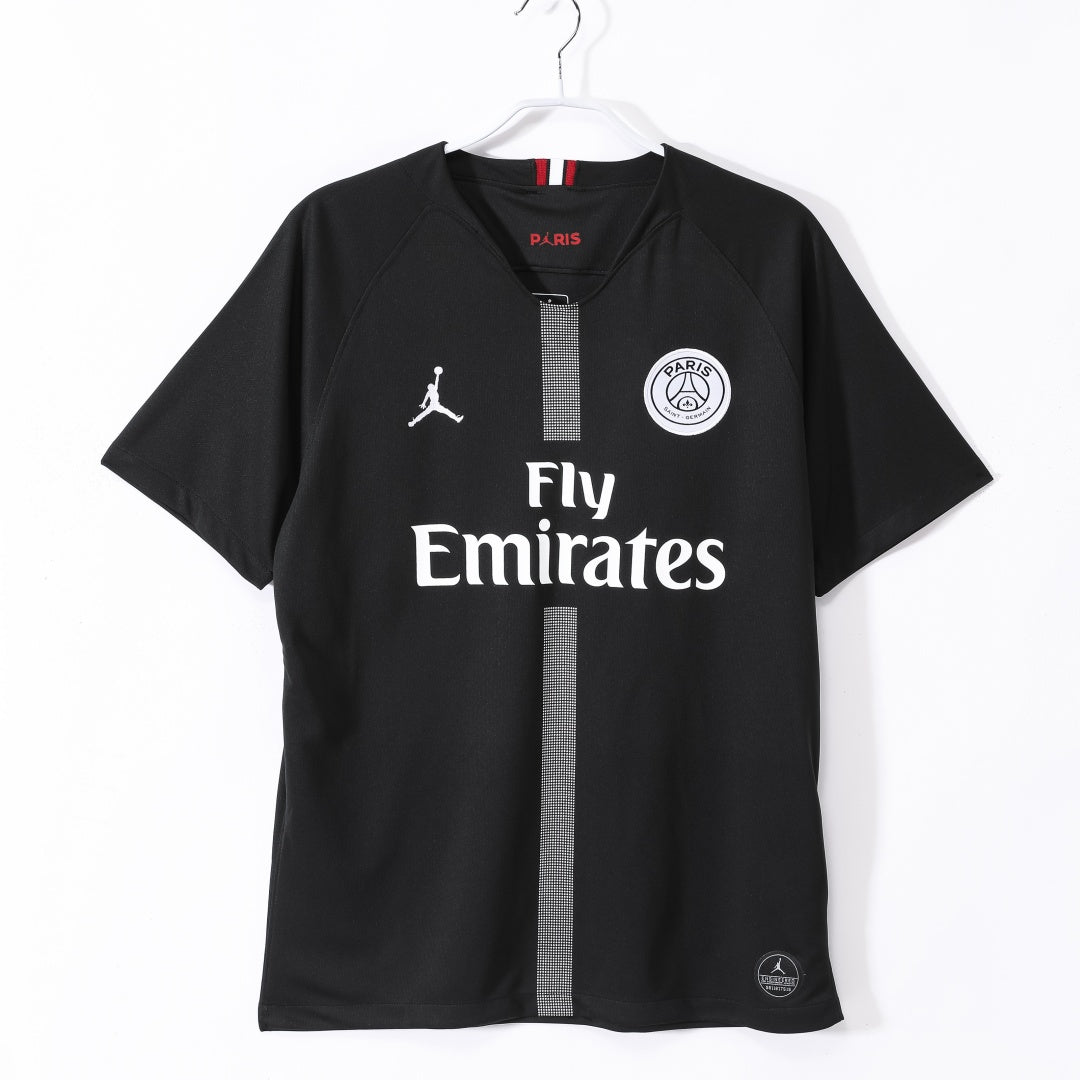 Maillot Rétro PSG Domicile 2018-2019 – Style Authentique