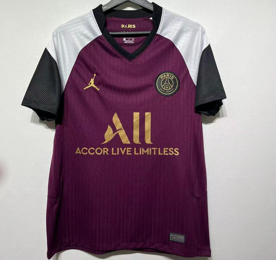 Maillot Rétro PSG Third 2020/2021 – Style Iconique du Paris Saint-Germain