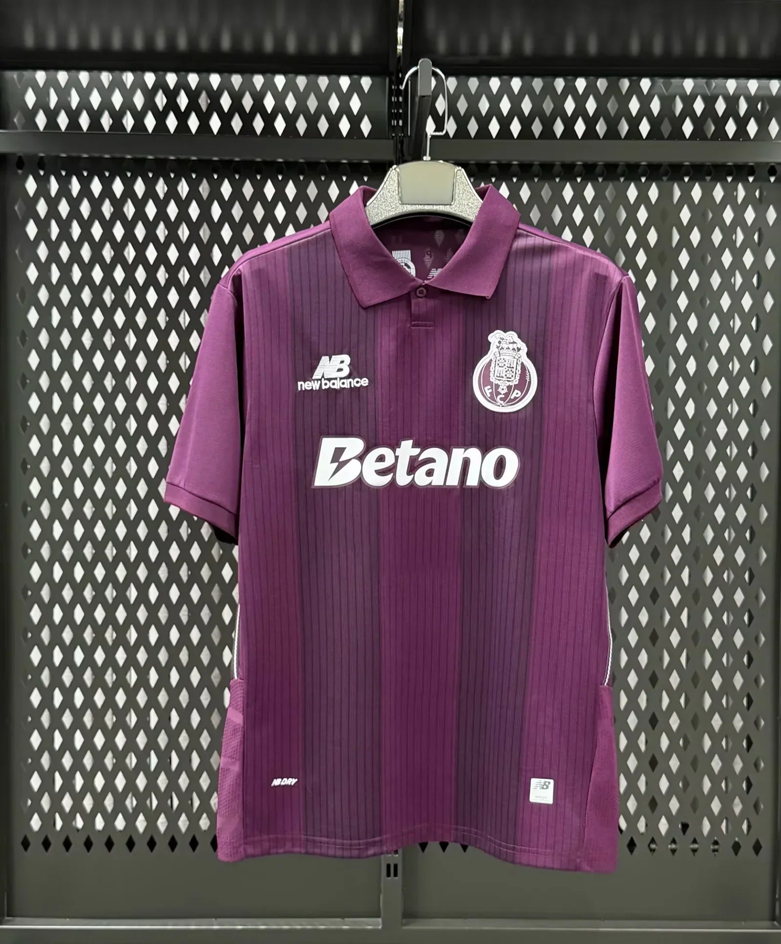 Maillot Extérieur FC Porto 2026/27 – Design Officiel et Élégant